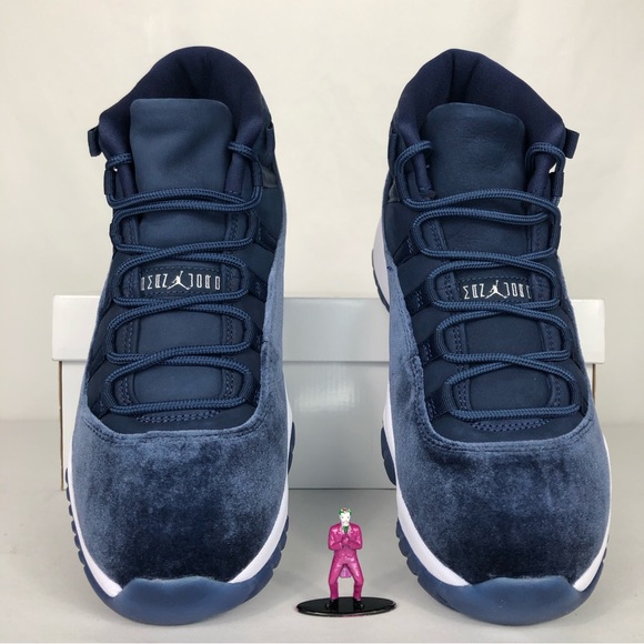***SOLD Air Jordan 11 Retro ‘Midnight Navy Velvet’ - Picture 3 of 8